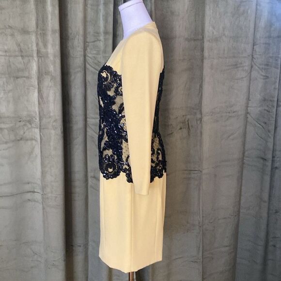 Carolina Herrera yellow  lace detailed Sheath Long Sleeve Dress, US6 - Picture 9 of 11